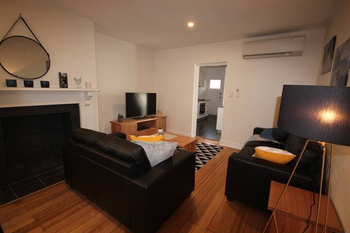 Macquarie Apartments Lower Level - Hobart