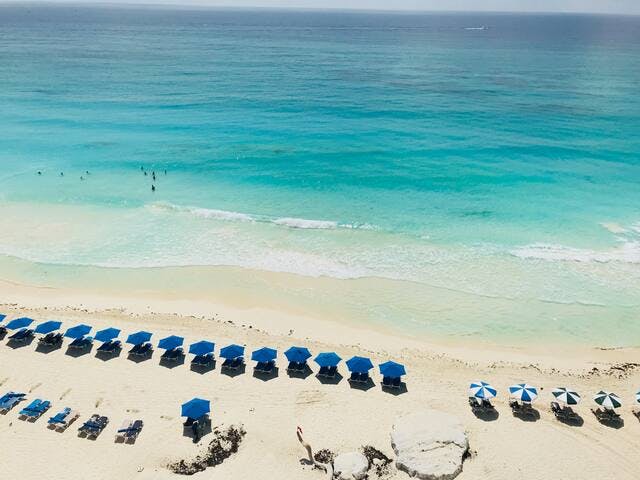 What more can you ask for from these views? Our building and unit is on the tip of the Yucatán peninsula - the most beautiful part of Cancun beach!!! Wake up to crystal water views on both the ocean and lagoon side.  
