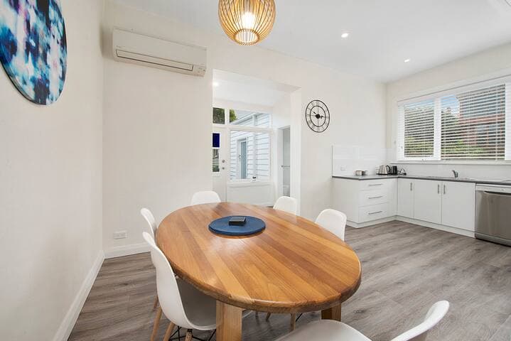 Flinders Cottage - Hobart