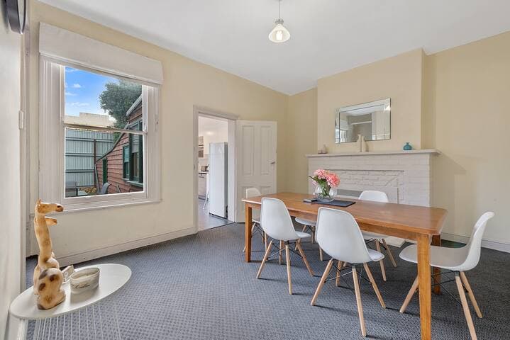 Warwick Terrace - Hobart