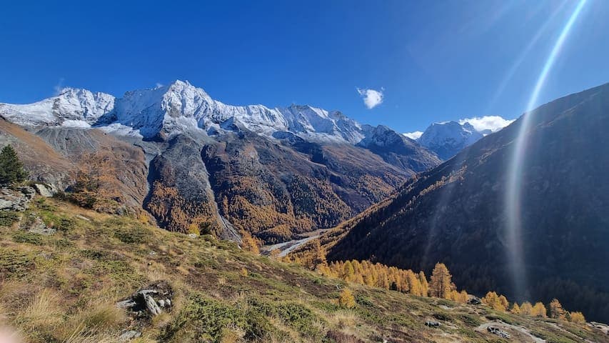 Super Cozy Chalet with WoW view - 12 min from Ski