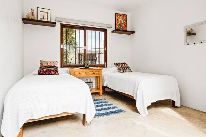 Casa Yaka Courtyard Villa w/pool Near the beach!