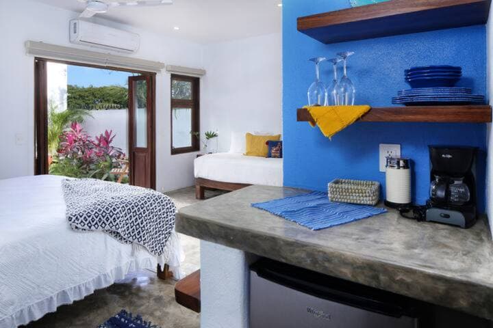 Casa Yaka Courtyard Villa w/pool Near the beach!