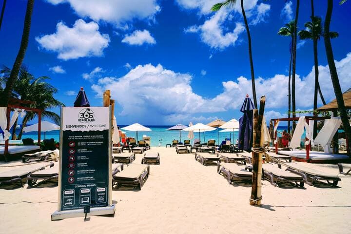 365 Beach Club staff brings you drinks and food right to your umbrella or beach day bed.
Send us a message and tell is which one you would choose.
