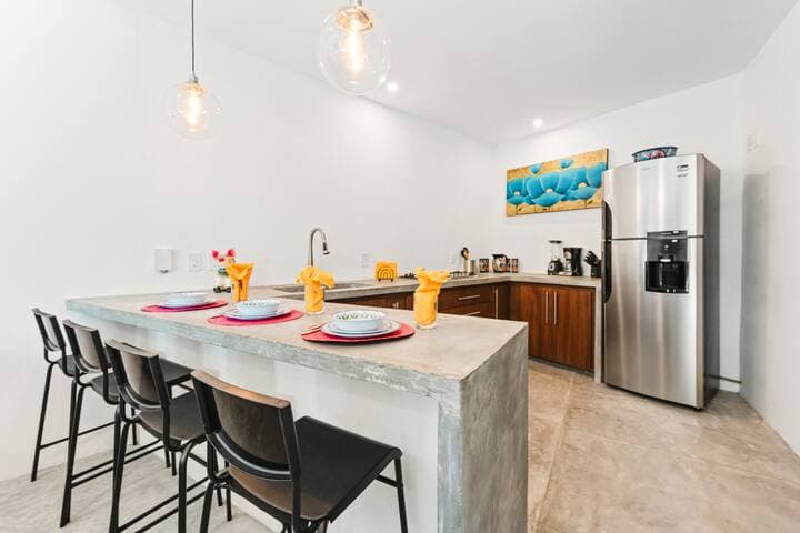 Stylish condo on the pool, near beach at Casa Yaka