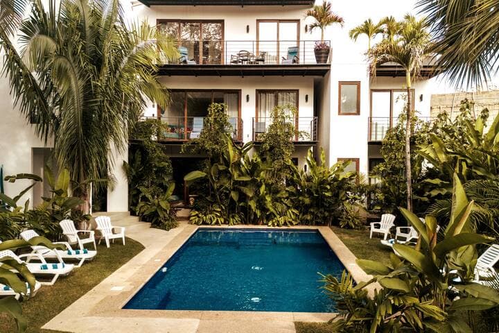 Stylish condo on the pool, near beach at Casa Yaka