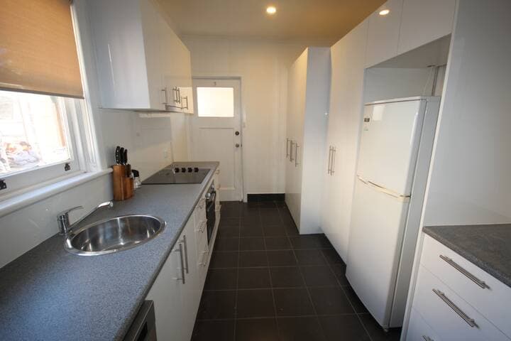 Macquarie Apartments Lower Level - Hobart