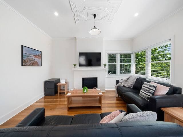 Lounge Room with sofa bed, Wi-Fi and Smart TV