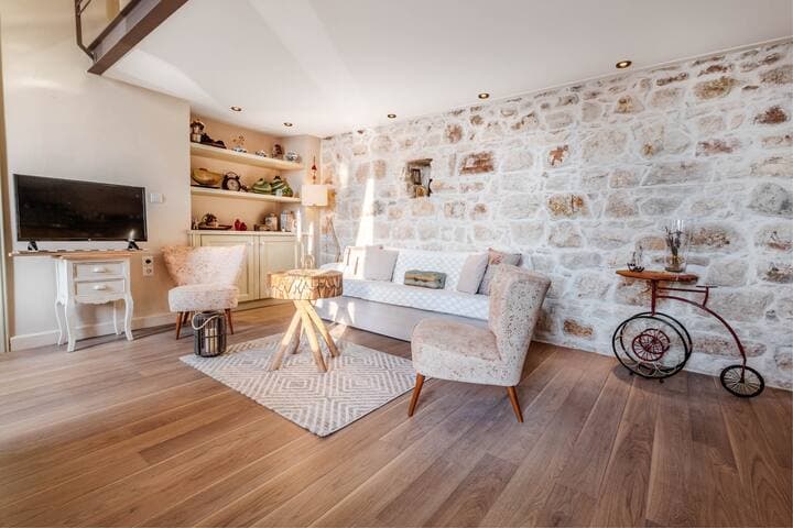 Mouragia Loft - Waterfront Old Corfu Town