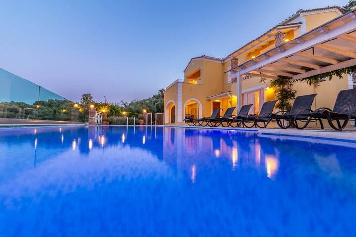 Agios Stefanos Bay - Villa Dimitris