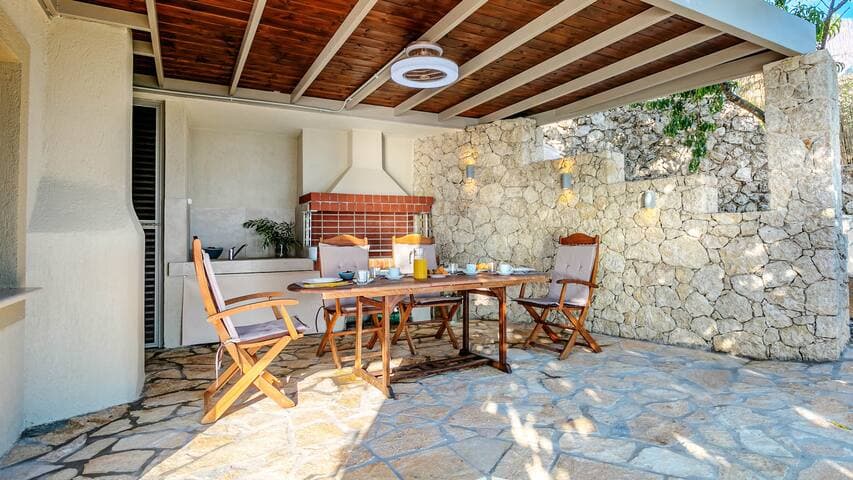 Ocean View Luxury Villa Ethra