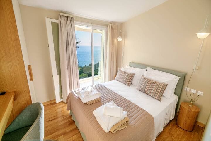 Ocean View Luxury Villa Ethra