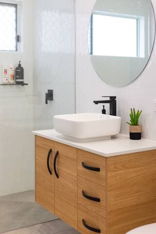 We know it's hard to pack when you travel, so we supply body wash, shampoo & conditioner, there is even a hairdryer as well. If you're thinking of swimming at the beach or at the many waterfalls or creeks we recommend you do pack a beach towel.