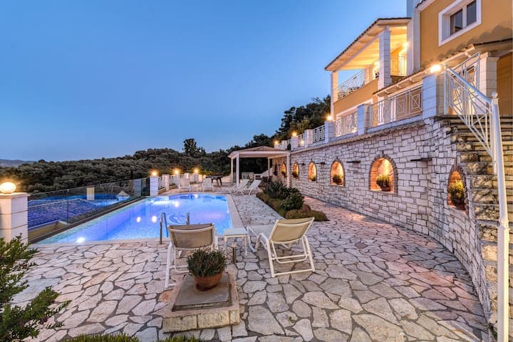 Agios Stefanos Bay - Villa Maria