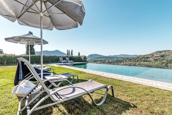 Luxury Villa Helanes