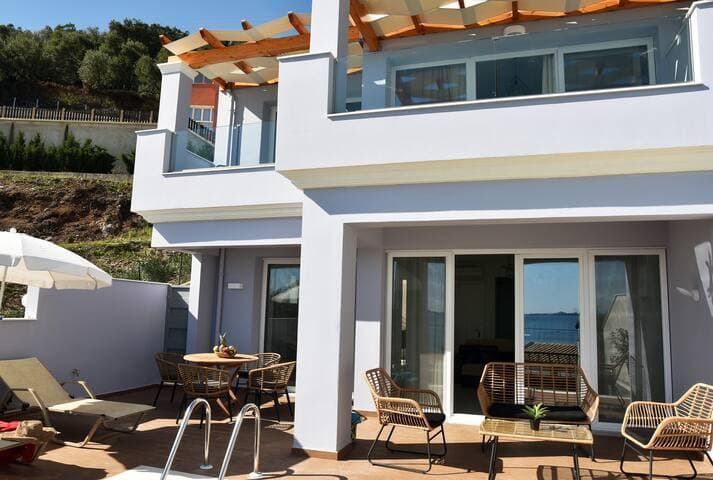 Corfu Sea View Villa Leo