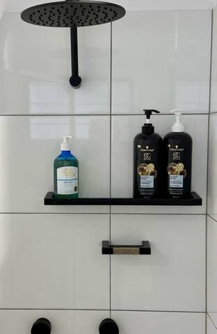 Palm Studio Villa - Shower