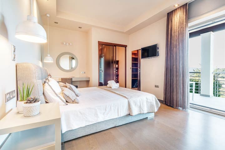 Luxury Villa Helanes