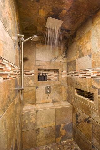 Hot Tub + Nespresso Bar + Spa